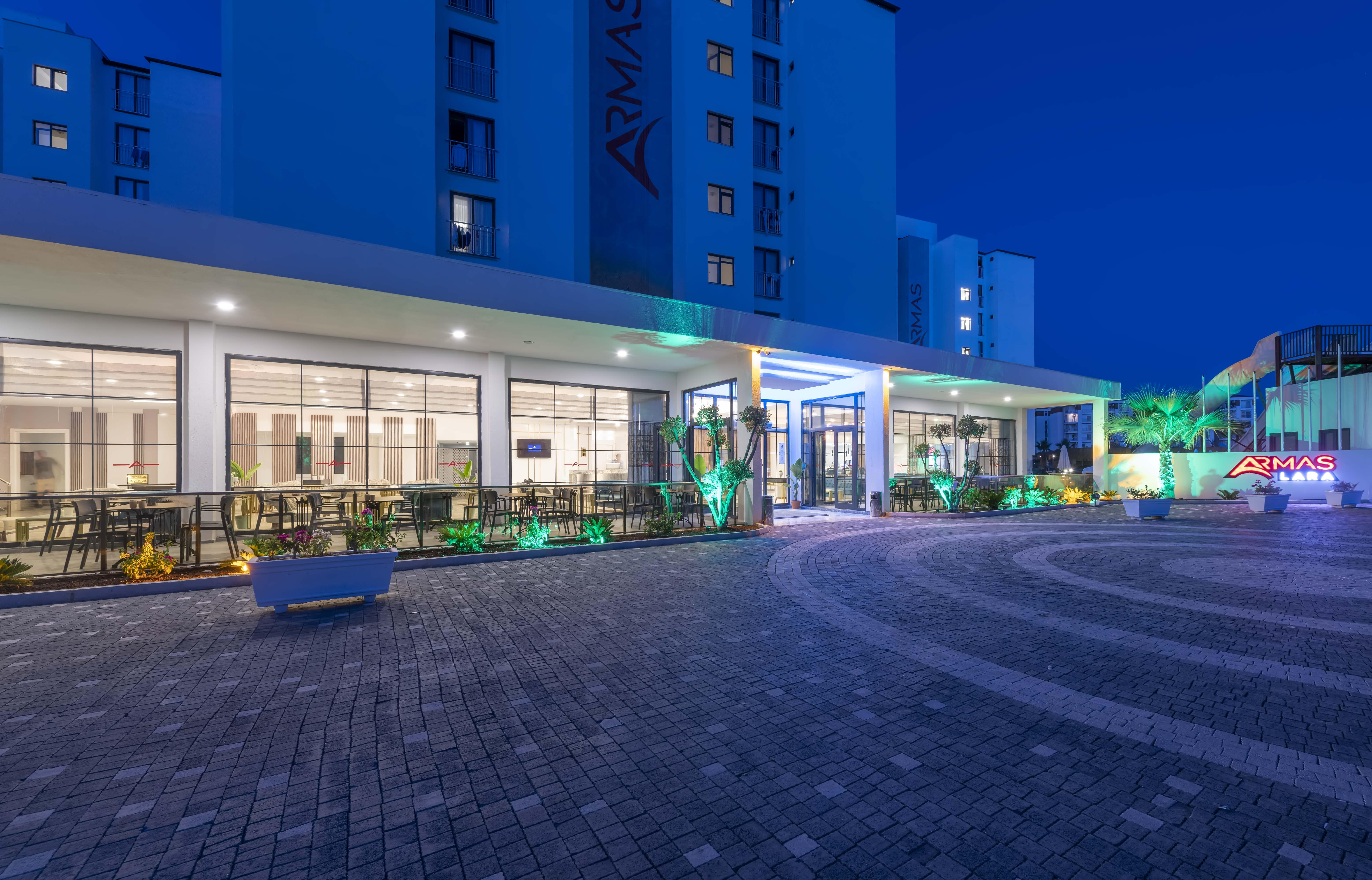 Hotel Royal Towers Lara Antalia Esterno foto