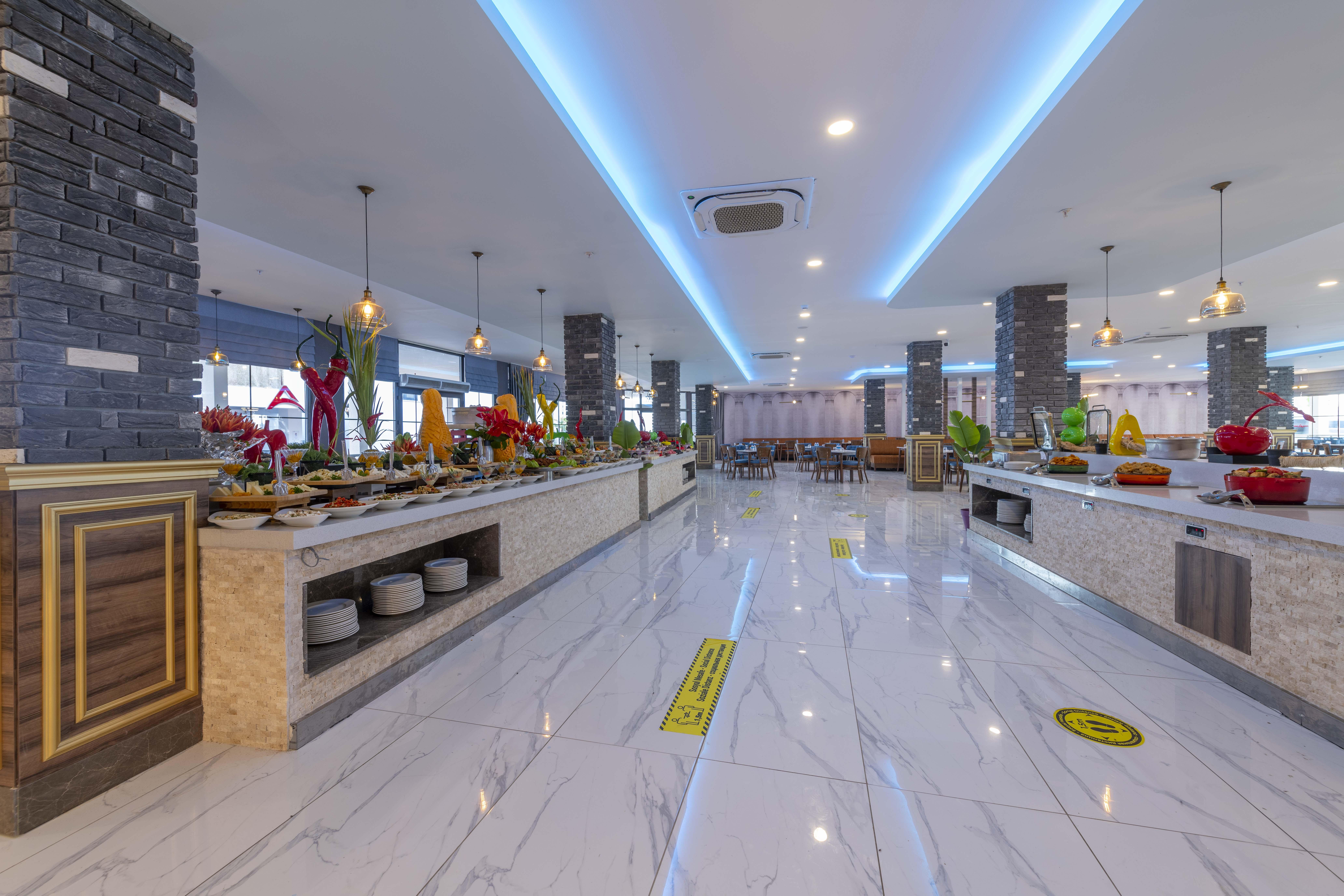 Hotel Royal Towers Lara Antalia Esterno foto
